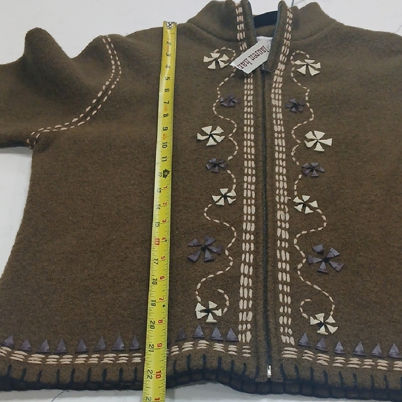 Chic Olive Embroidered Jacket 100% Wool Sz L NEW WITH TAGS - Picture 8 of 9